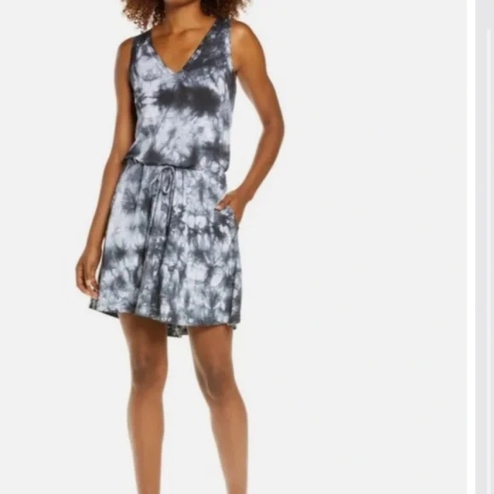 Sweaty Betty Take it Easy Drop Waist Dress🤍